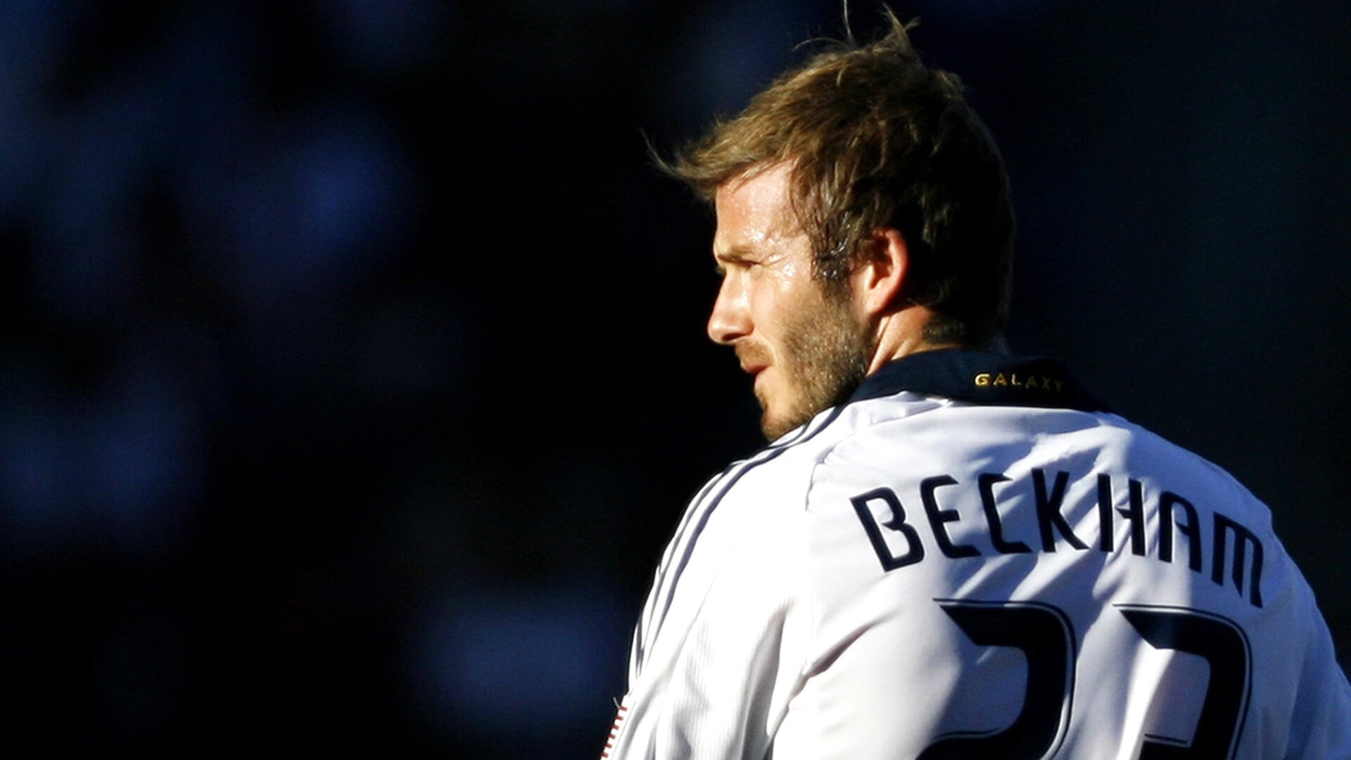 开云平台-逆境中的“战斗机”球员：伤愈复出引爆团队士气